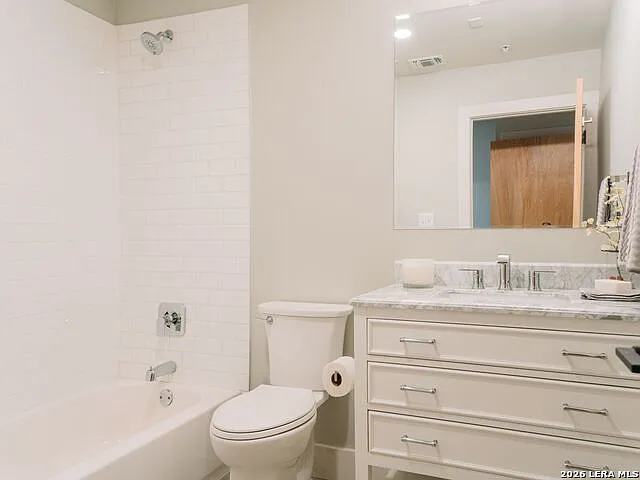 210 W Peden Aly #119 — Photo 18