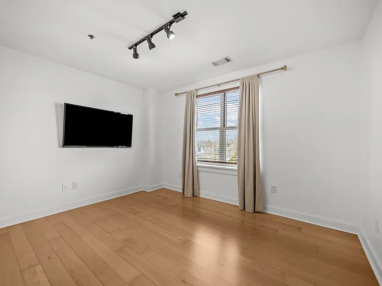 618 N Boylan Ave #702 — Photo 19