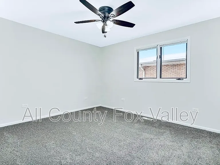 9224 S Turner Ave — Photo 31