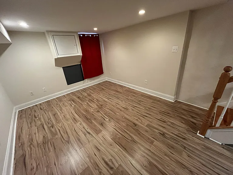 1827 S Hanover St — Photo 18