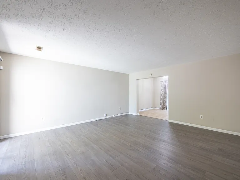 4445 Cushing Ln — Photo 12
