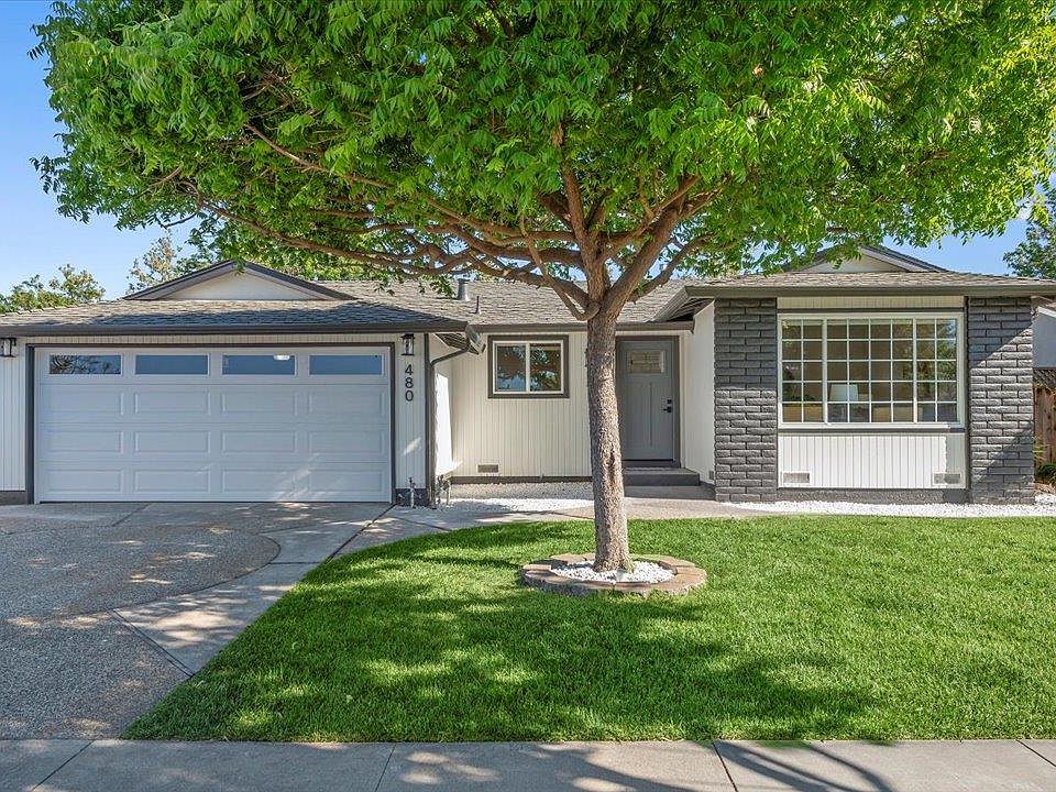 1st image of 480 Safari Dr