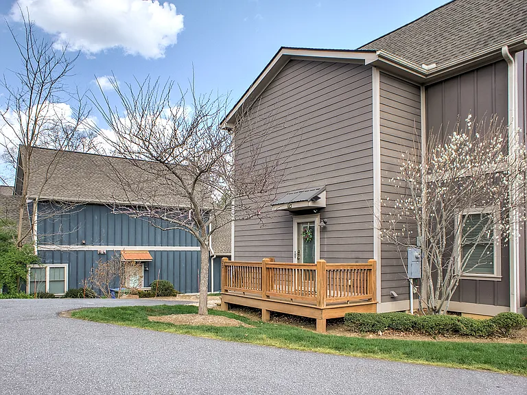 23 Roxboro Dr — Photo 33