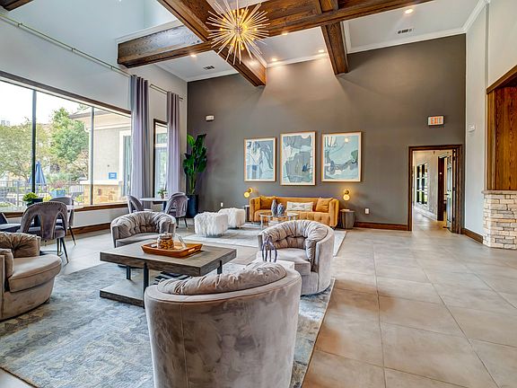 3rd image of 1301 N Aw Grimes Blvd #332