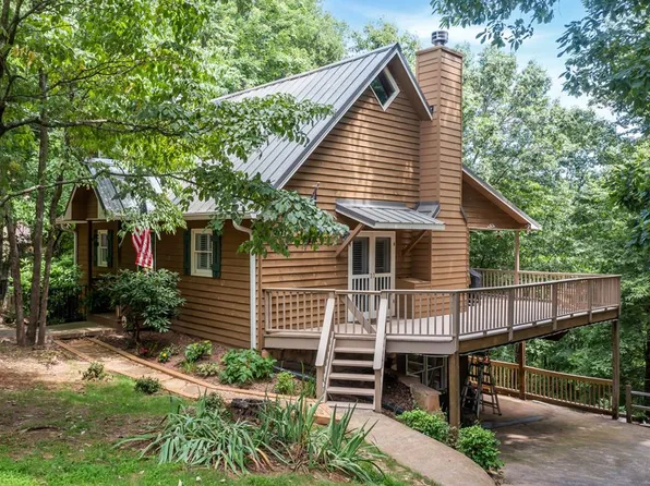 618 Laurel Ridge Dr, Ellijay, GA 30536