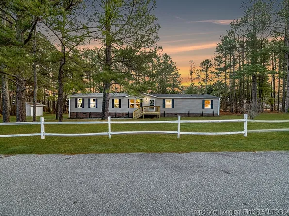 82 Cherry Blossom Ln, Lillington, NC 27546