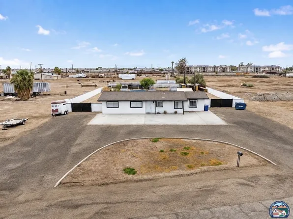 2675 La Brucherie Rd, Imperial, CA 92251
