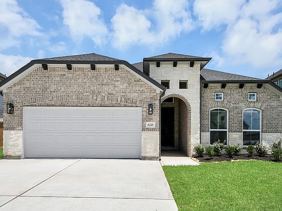 3rd image of 6215 Vista View Ln