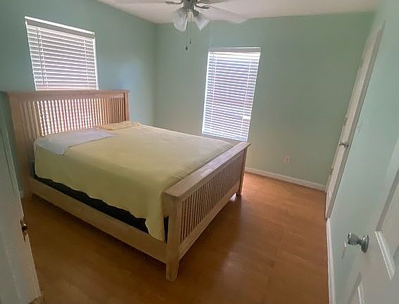 4th image of 362 Hunter Ave