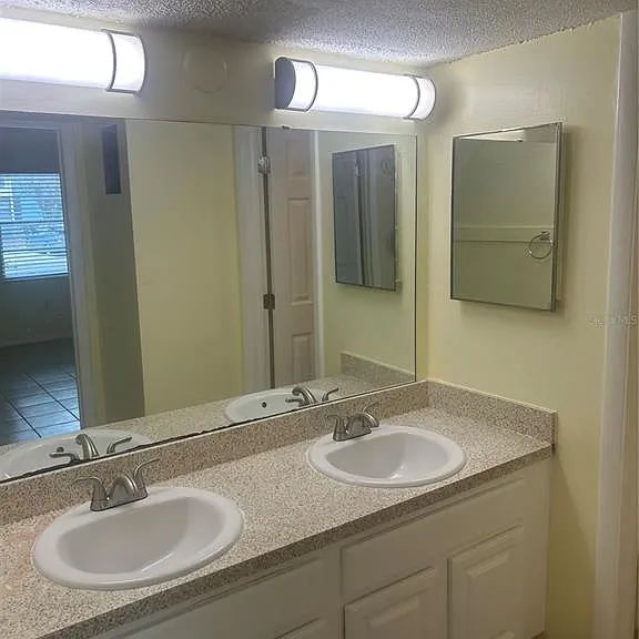 2513 N Alafaya Trl #21 — Photo 12