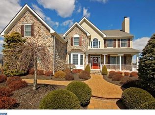 54 Linwood Dr, Monroe Twp, NJ 08831