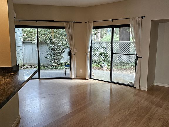 3rd image of 2605 Willowbrook Ln Unit 41