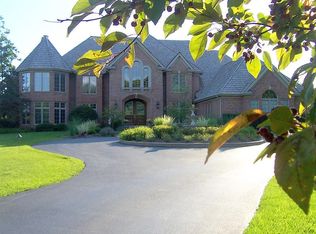 4N886 Dover Hill Rd, St Charles, IL 60175