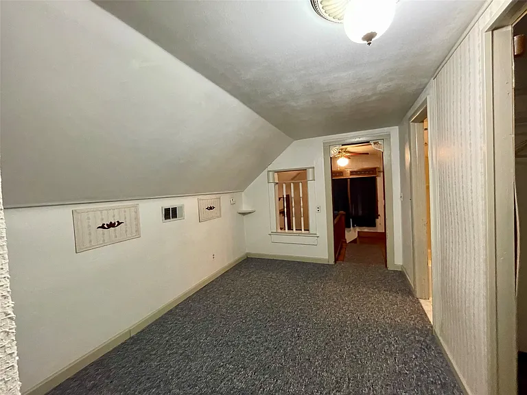 112 N Roosevelt Ave — Photo 11