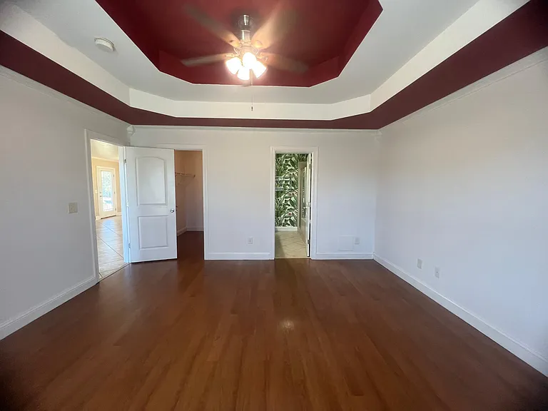 3801 N Hills Dr — Photo 22