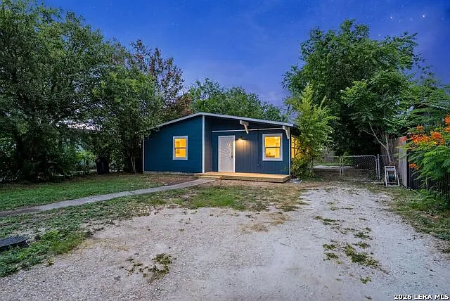10 Linden Ave — Photo 22