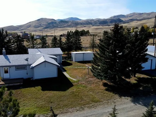 2 Blackman St, Silver Star, MT 59751