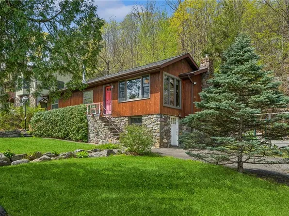 16 Deer Trail S, Greenwood Lake, NY 10925
