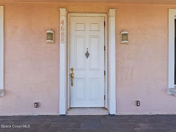 5th image of 4688 S Atlantic Ave