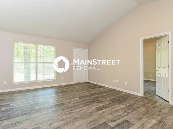 107 Live Oak Dr, Jackson, GA 30233
