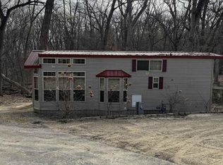 231 Skyway Dr, Edgerton, WI 53534