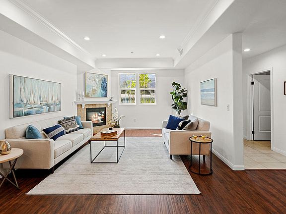 3rd image of 3974 Pennsylvania Ave Unit 114