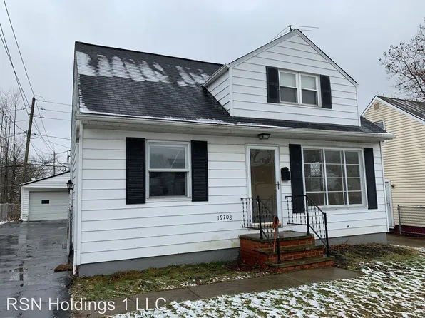 19708 Fairway Ave, Maple Heights, OH 44137