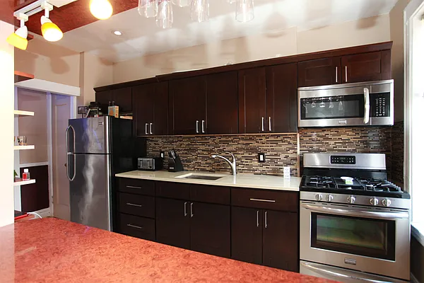 Sold by Ian Alexander Realty Group LLC | media 9