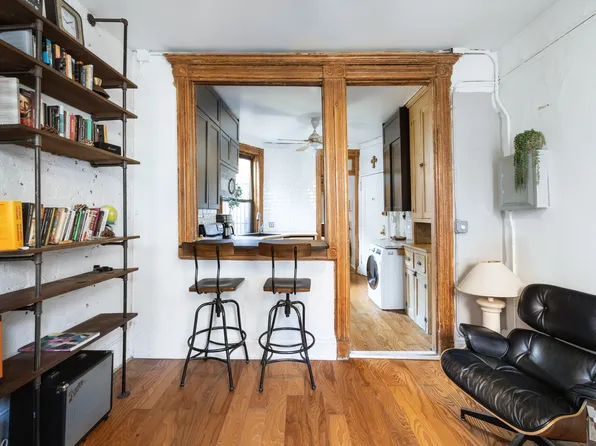 54 East 1st Street image 2 of 6