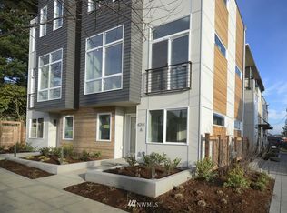 4212 B Linden Ave N, Seattle, WA 98103