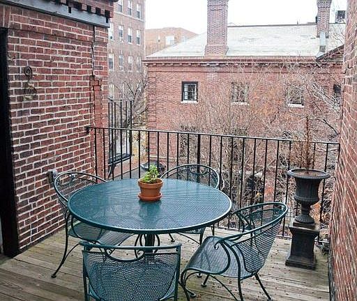 Private Deck