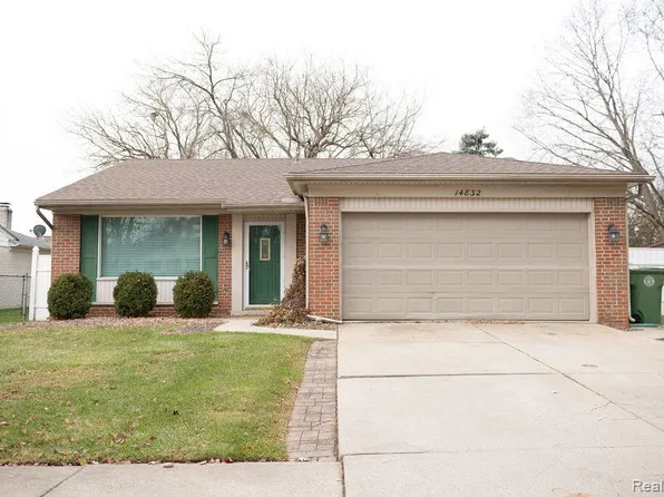 14832 Forest St, Southgate, MI 48195