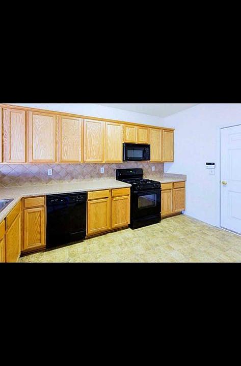 1st image of 310 Niblewill Pl