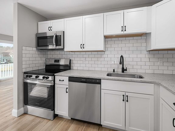 3rd image of 25 Farmgate Road #24