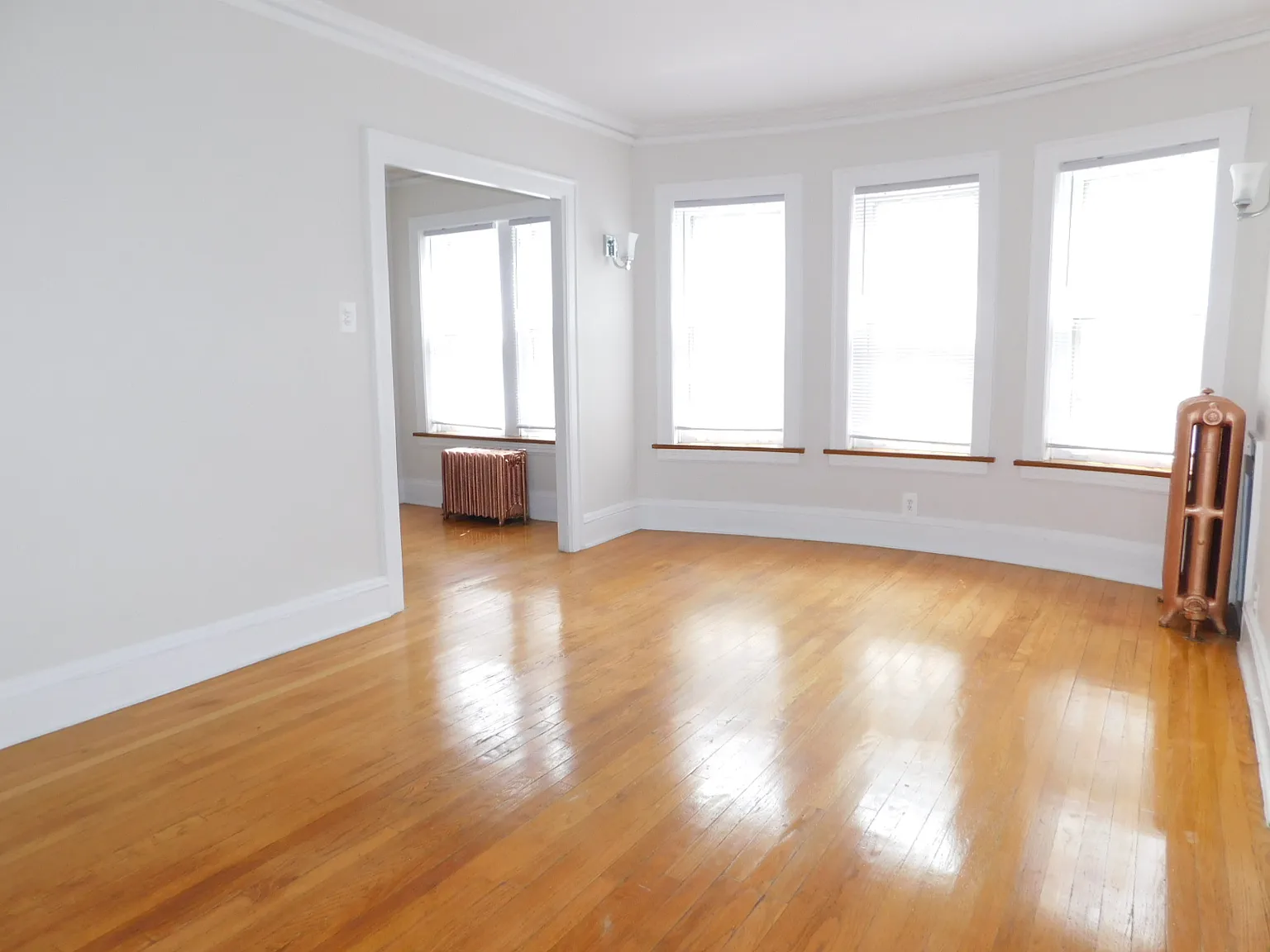 Studio, 425 sqft, $1,325 — Photo 1
