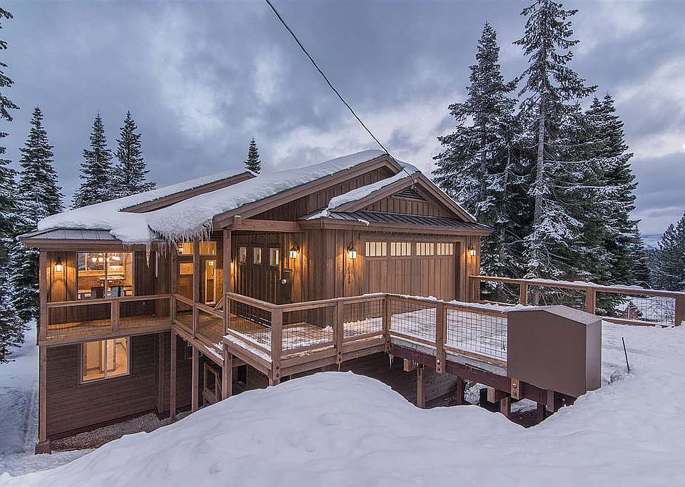 1st image of 10935 Ski Slope Way