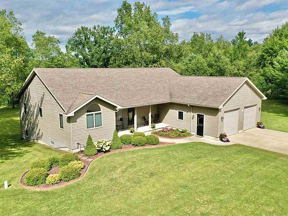 3rd image of 6223 Lancaster Ln