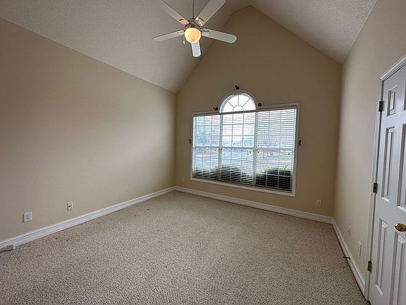 3rd image of 2133 Green Way Ct SE