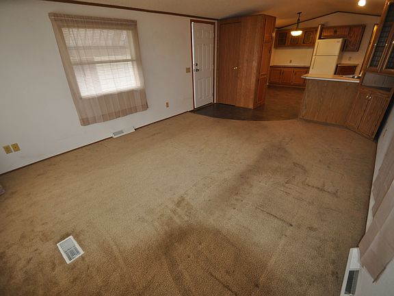 5th image of W7113 Phoenix Dr