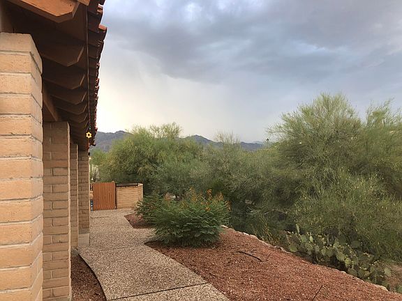 2nd image of 4601 N Paseo Presidio
