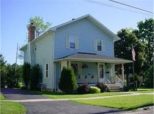 106 W 5th St, Sumner, IA 50674