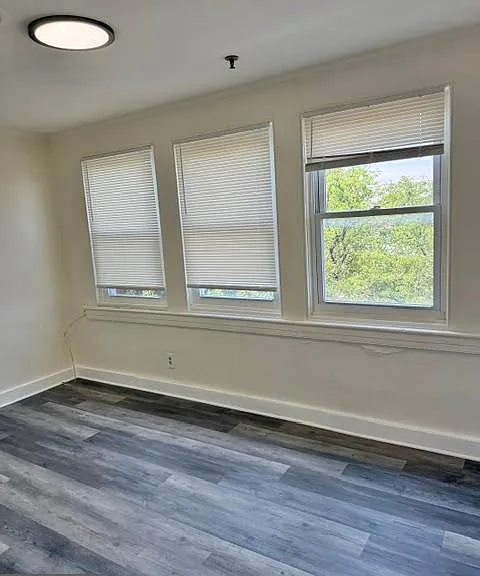 27 Main St E #304 — Photo 6