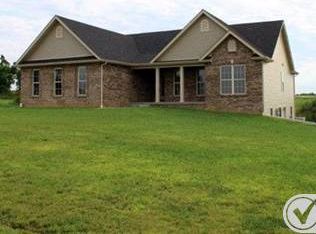 101 Sunflower Dr, Rineyville, KY 40162