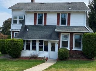 16 Hillside Ave, Newton, NJ 07860