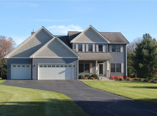 7405 S Davis Dr, Eau Claire, WI 54701