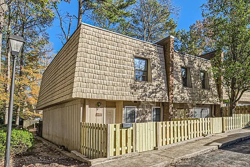 6424 Woodstone Way Photo 1