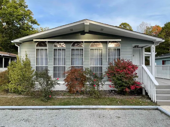 51 Hickory Ln, Mays Landing, NJ 08330