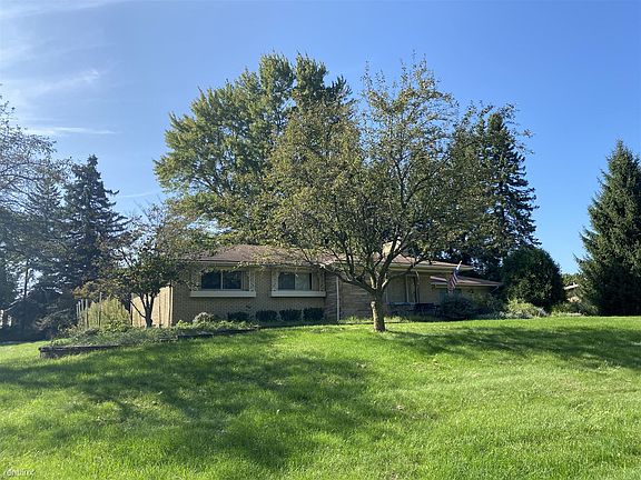 6AA2FBA5-A3CA-4E97-8900-0D033BFE0B58