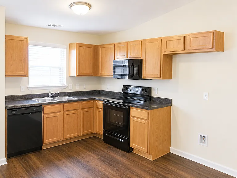 24 Miller Park Cir — Photo 6