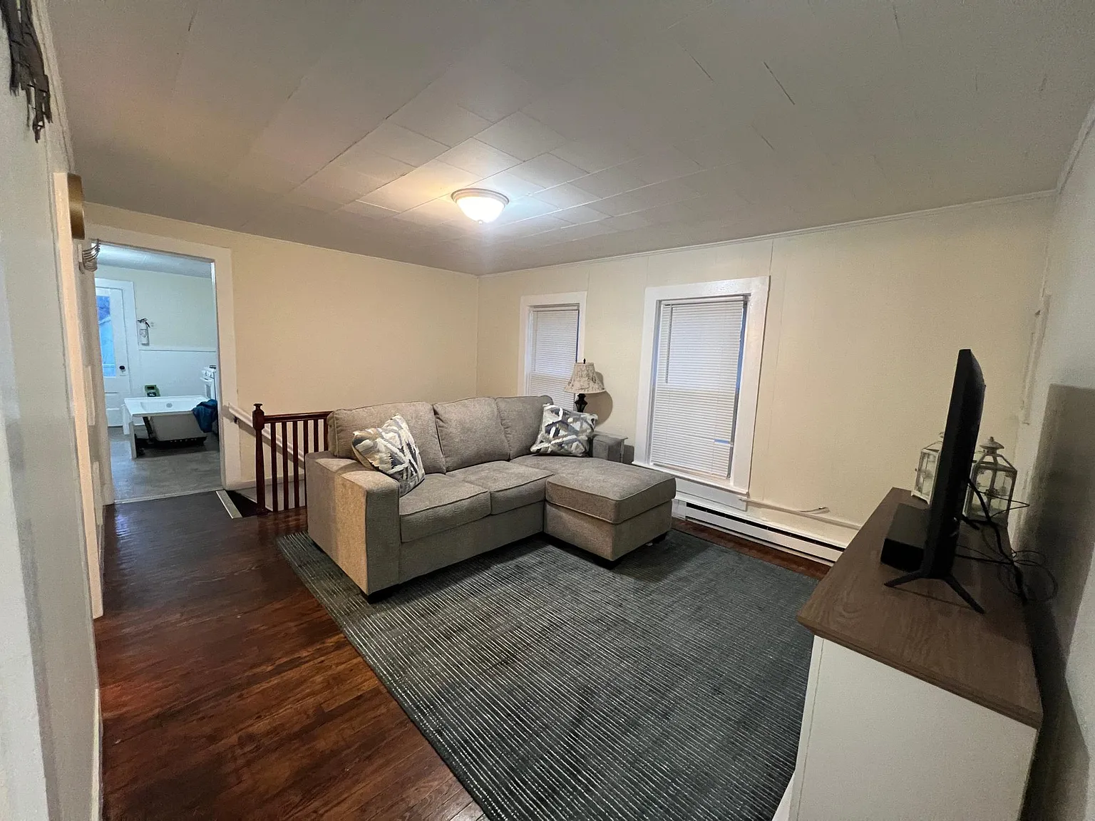 4 Cottage Pl — Photo 3